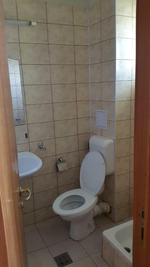 Motel Complex Europa L.G Ploieşti Esterno foto